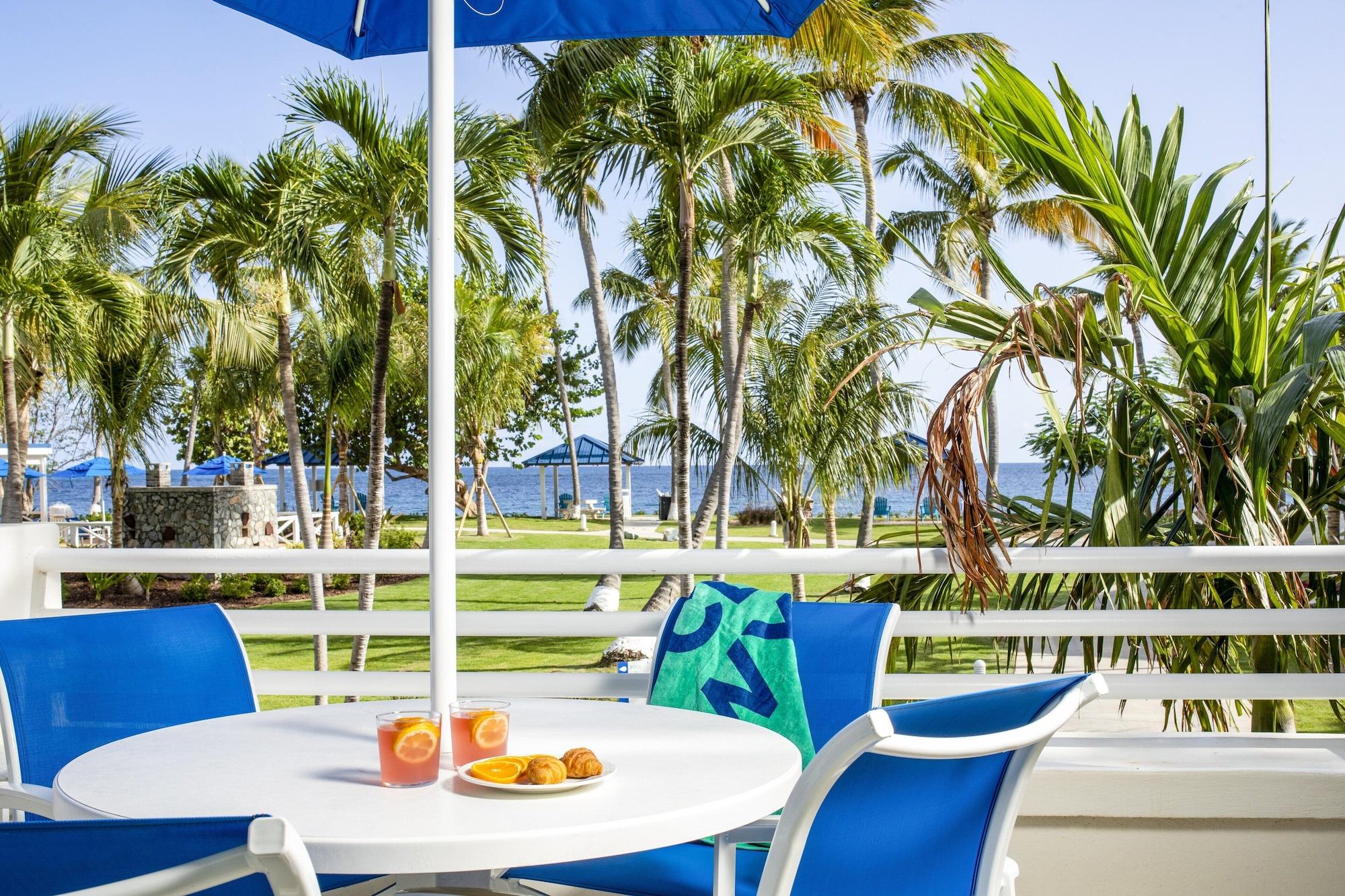 Limetree Beach Resort By Club Wyndham Bolongo Bagian luar foto